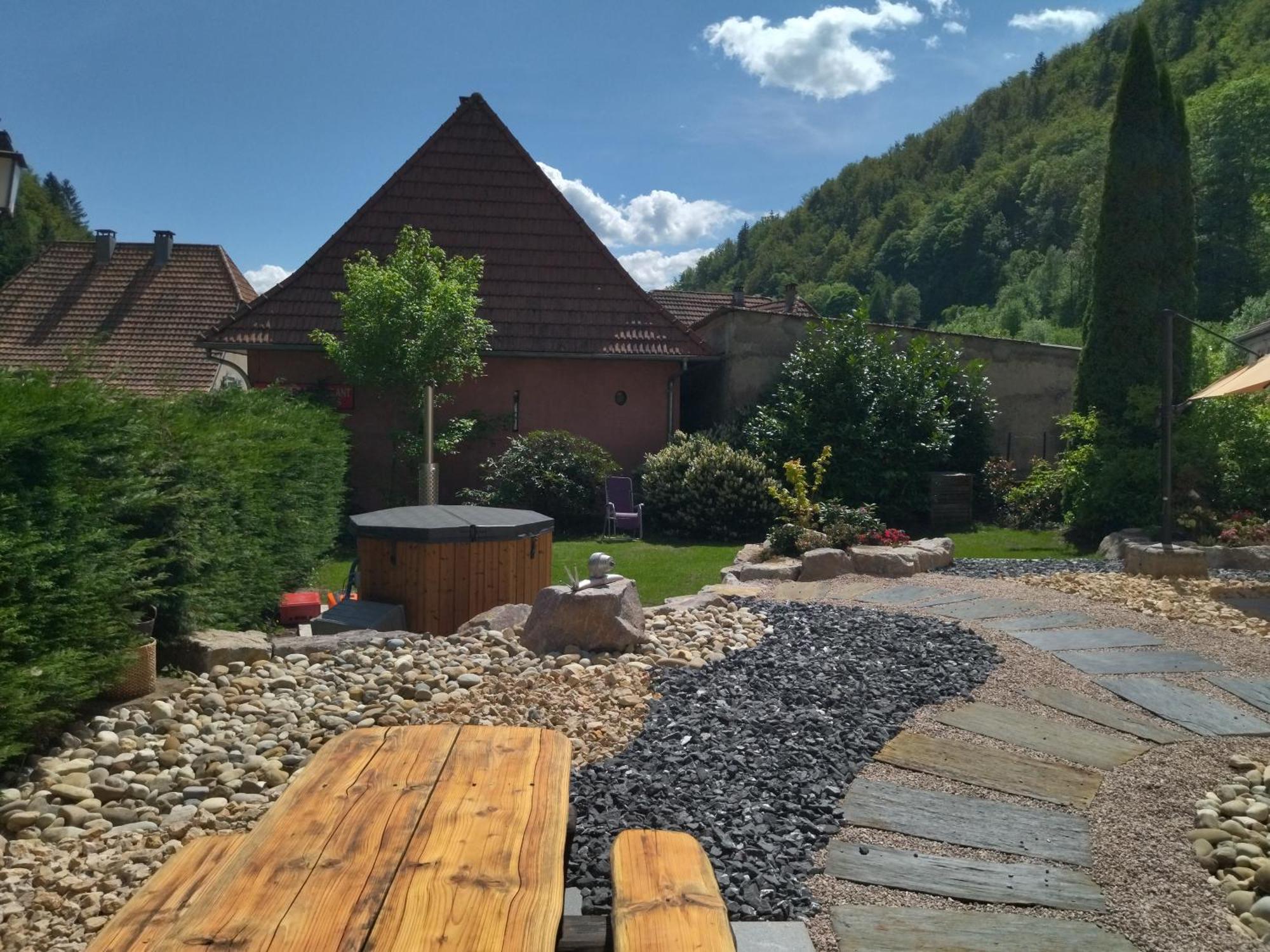 Le Soleil Bed and Breakfast Wildenstein Buitenkant foto
